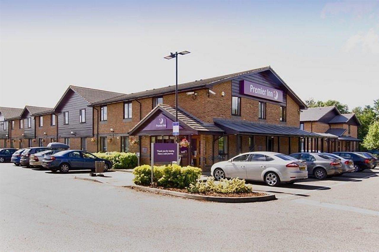 Premier Inn Sittingbourne Kent ภายนอก รูปภาพ