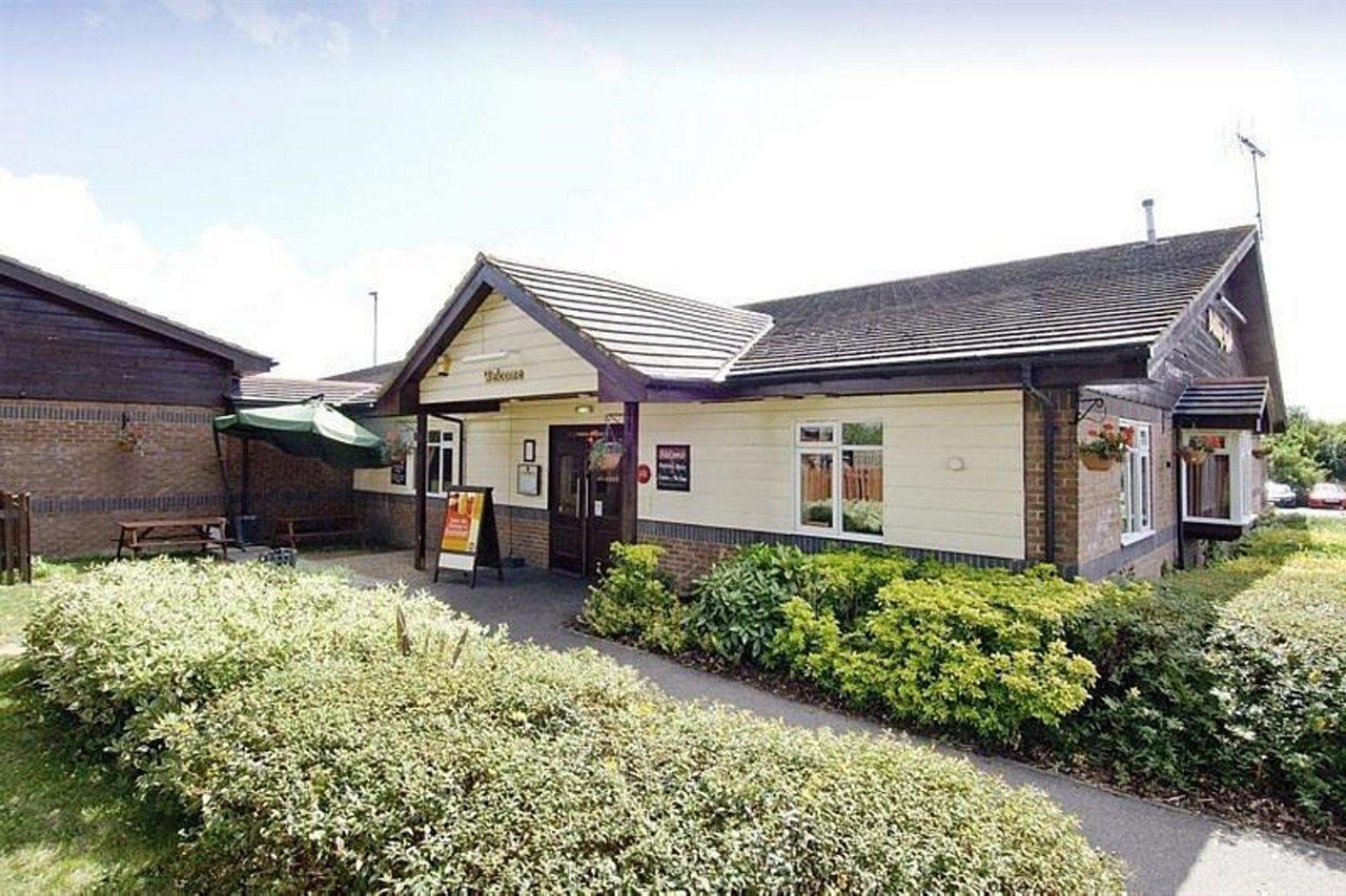 Premier Inn Sittingbourne Kent ภายนอก รูปภาพ