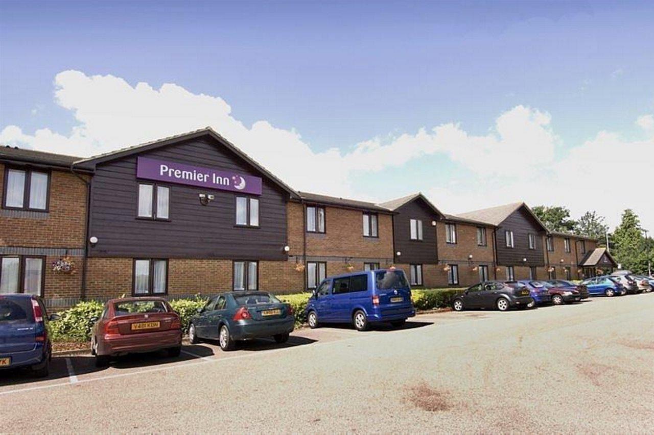 Premier Inn Sittingbourne Kent ภายนอก รูปภาพ