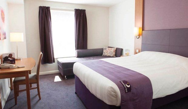 Premier Inn Sittingbourne Kent ภายนอก รูปภาพ